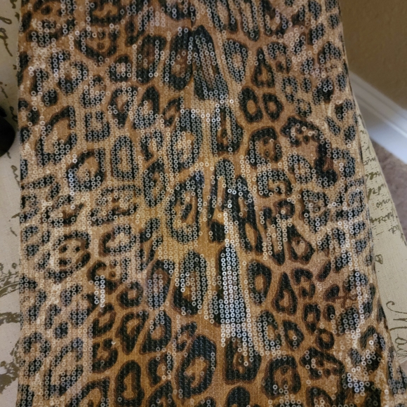 Leopard Print Sequin Shorts - Picture 2 of 3